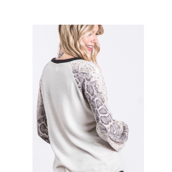 ANIMAL PRINTED LOUNGEWEAR SET NWT - Picture 7 of 11